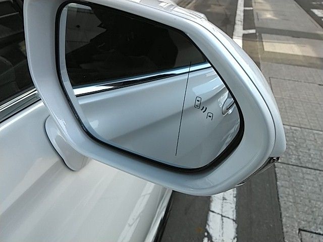 TOYOTA CROWN sedan hybrid 4WD 2021