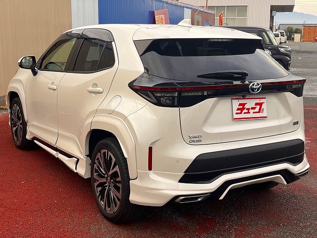 TOYOTA YARIS CROSS HYBRID 2021