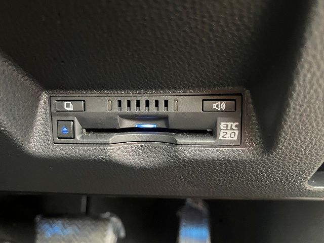 TOYOTA YARIS CROSS HYBRID 2021