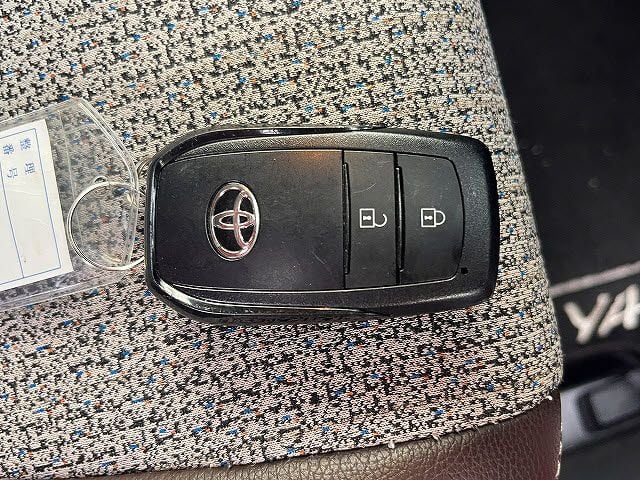 TOYOTA YARIS CROSS HYBRID 2021