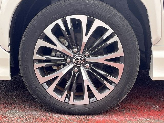 TOYOTA YARIS CROSS HYBRID 2021