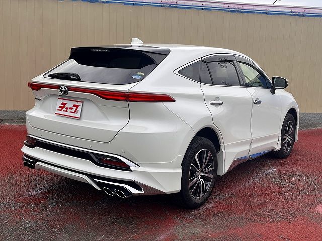 TOYOTA HARRIER 4WD 2020