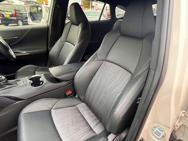 TOYOTA HARRIER 4WD 2020