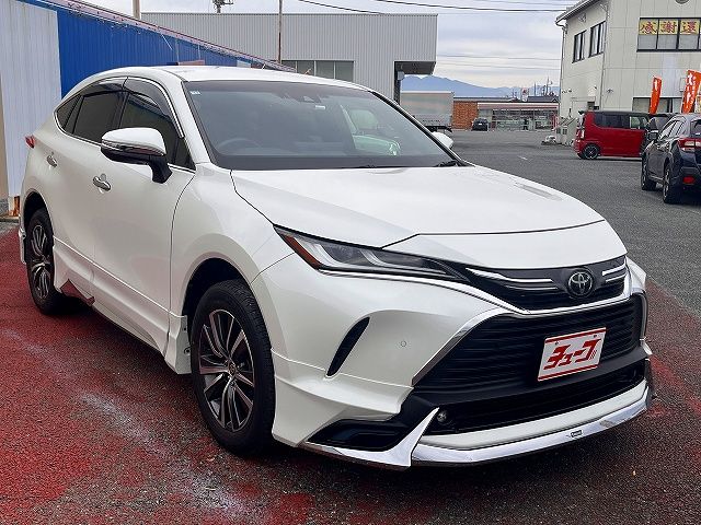 TOYOTA HARRIER 4WD 2020