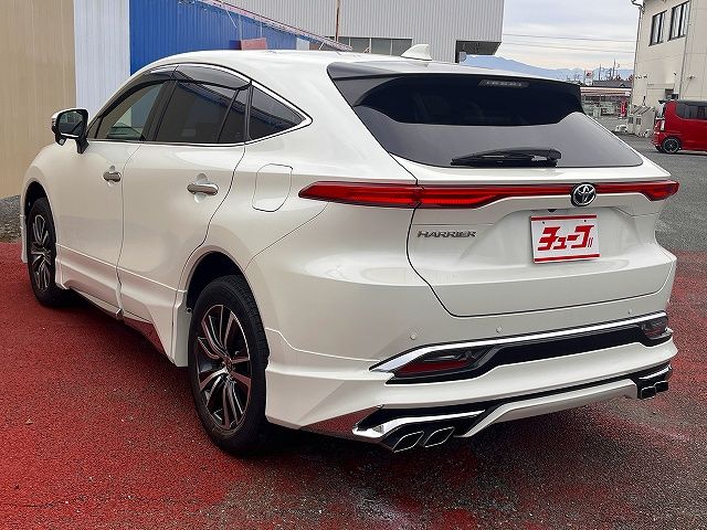 TOYOTA HARRIER 4WD 2020