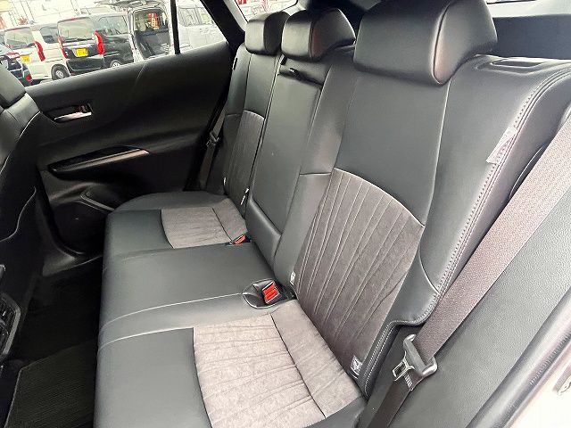 TOYOTA HARRIER 4WD 2020