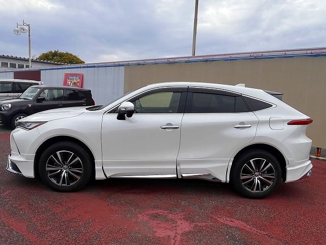 TOYOTA HARRIER 4WD 2020