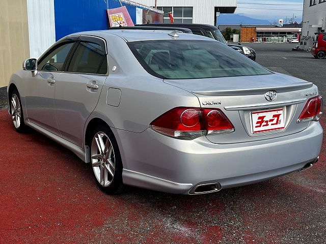 TOYOTA CROWN sedan 2011
