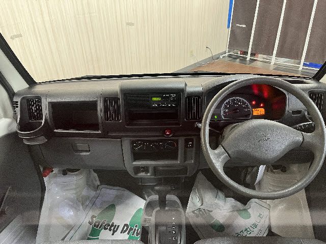 MITSUBISHI MINICAB truck 4WD 2011