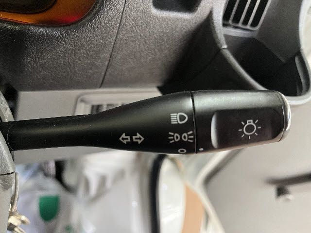 MITSUBISHI MINICAB truck 4WD 2011