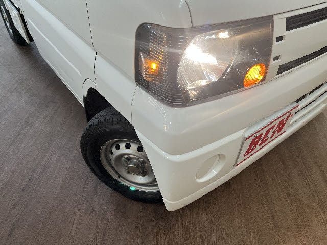 MITSUBISHI MINICAB truck 4WD 2011