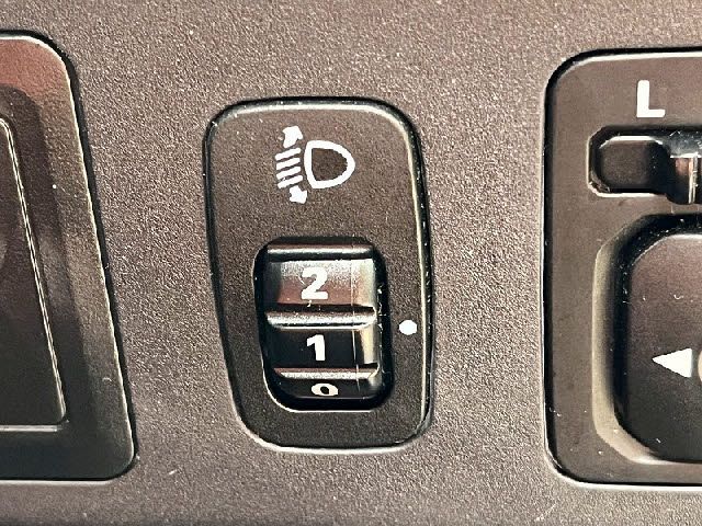 MITSUBISHI TOPPO 2009