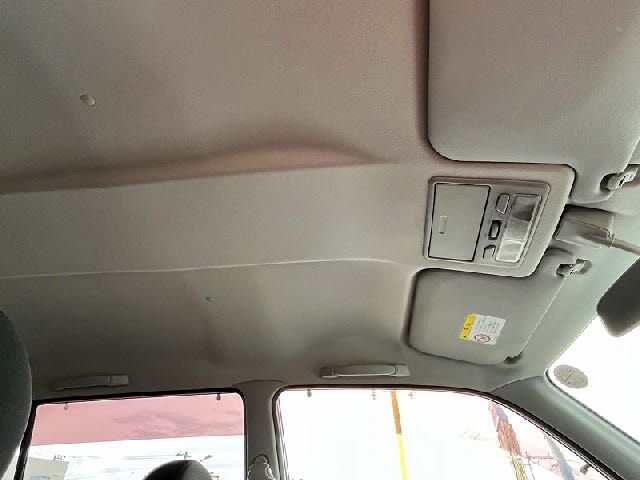 MITSUBISHI TOPPO 2009