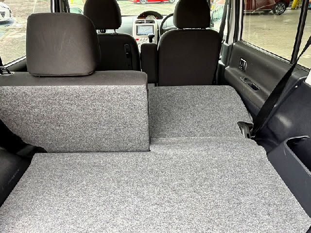 MITSUBISHI TOPPO 2009