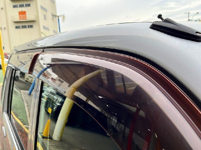 MITSUBISHI TOPPO 2009