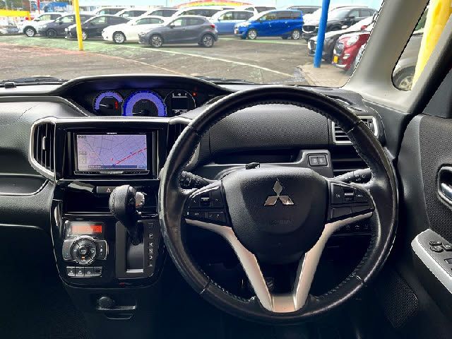 MITSUBISHI DELICA D:2 CUSTOM 2WD 2016