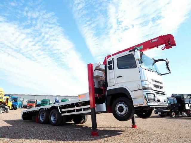 MITSUBISHI FUSOU SUPER GREAT 2012