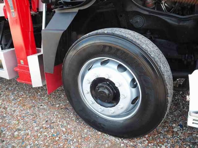 MITSUBISHI FUSOU SUPER GREAT 2012