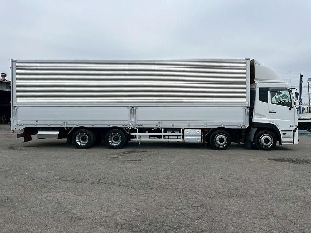 NISSAN DIESEL Quon 2019