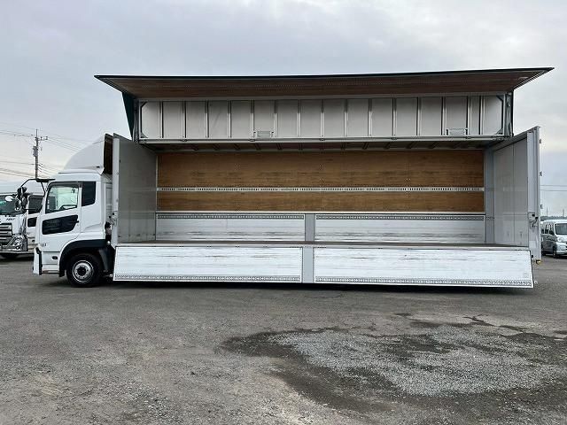 NISSAN DIESEL Quon 2019