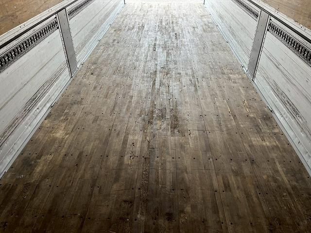 NISSAN DIESEL Quon 2019