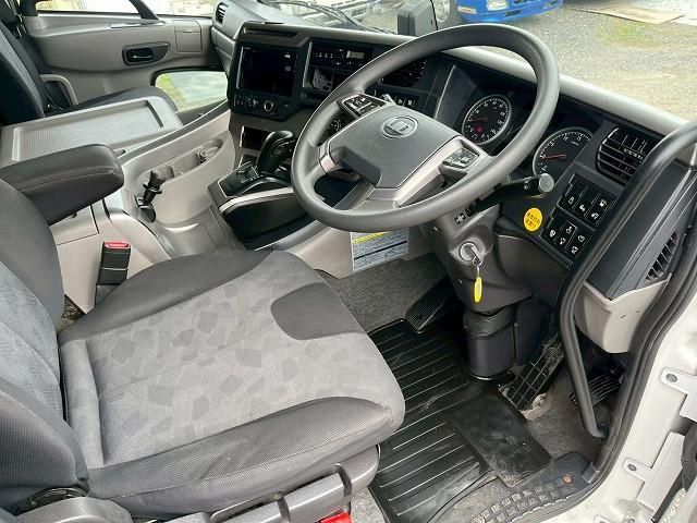 NISSAN DIESEL Quon 2019