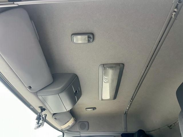 NISSAN DIESEL Quon 2019