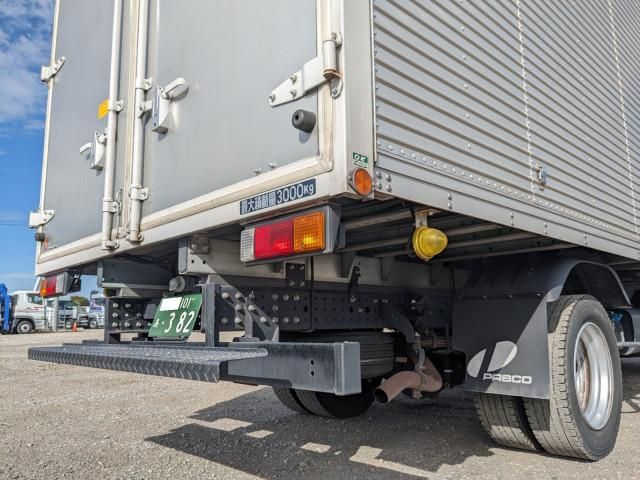 MITSUBISHI CANTER 2023