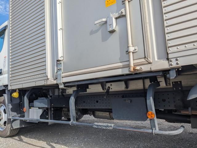 MITSUBISHI CANTER 2023