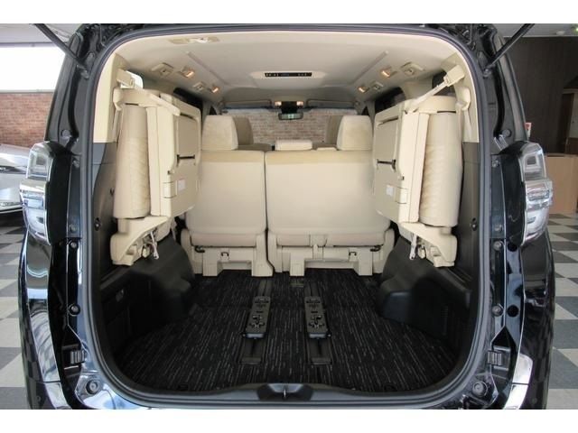 TOYOTA VELLFIRE 4WD 2018