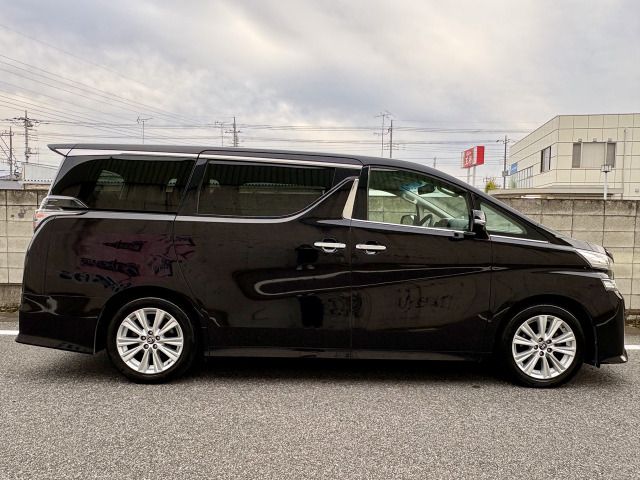 TOYOTA VELLFIRE 2015