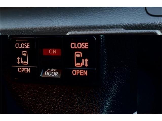 TOYOTA SIENTA 4WD 2016