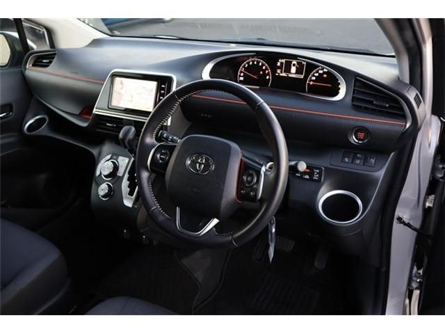 TOYOTA SIENTA 4WD 2016