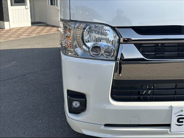 TOYOTA HIACE van 2WD 2024