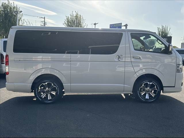 TOYOTA HIACE van 2WD 2024