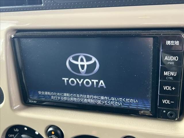 TOYOTA FJ CRUISER 4WD 2011