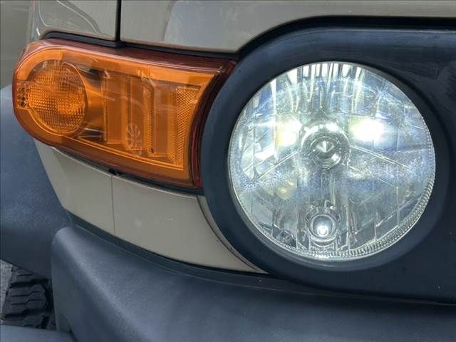 TOYOTA FJ CRUISER 4WD 2011