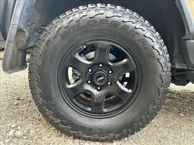 TOYOTA FJ CRUISER 4WD 2011