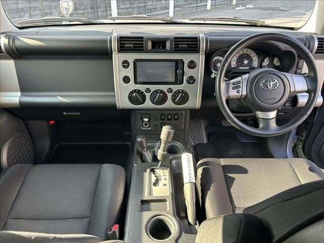 TOYOTA FJ CRUISER 4WD 2012