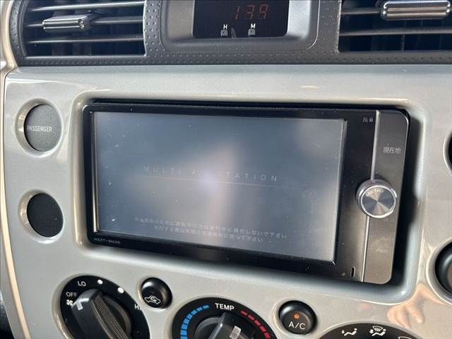 TOYOTA FJ CRUISER 4WD 2012