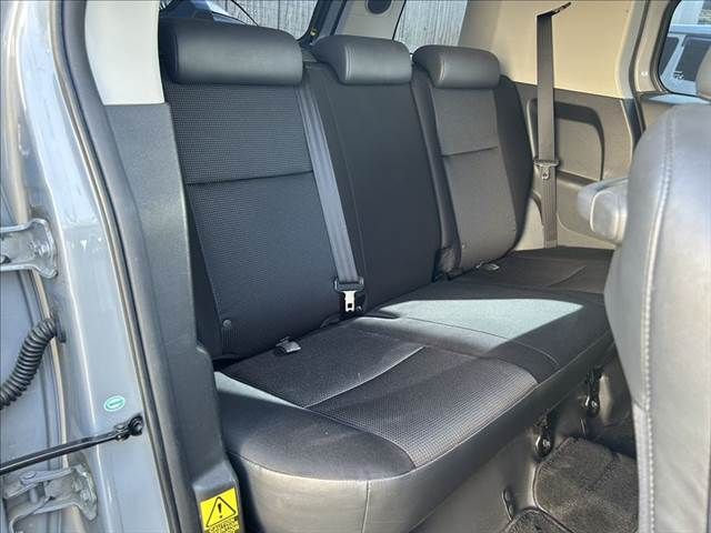 TOYOTA FJ CRUISER 4WD 2012