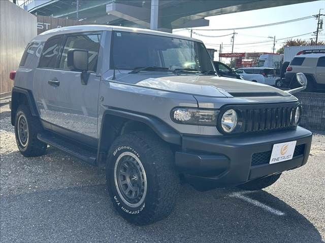 TOYOTA FJ CRUISER 4WD 2012