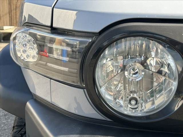 TOYOTA FJ CRUISER 4WD 2012