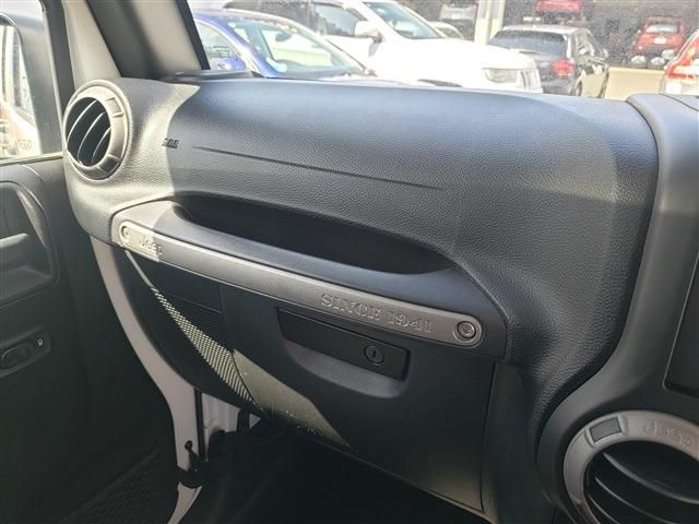 JEEP JEEP WRANGLER UNLIMITED 2017