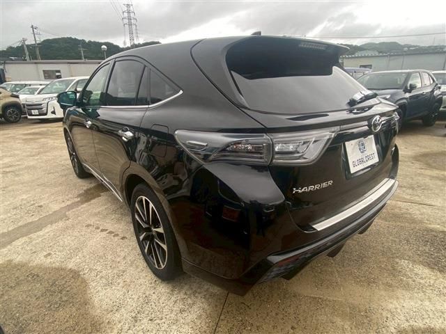 TOYOTA HARRIER 2WD 2016
