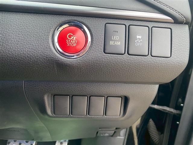 TOYOTA HARRIER 2WD 2016