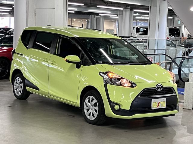 TOYOTA SIENTA 4WD 2015
