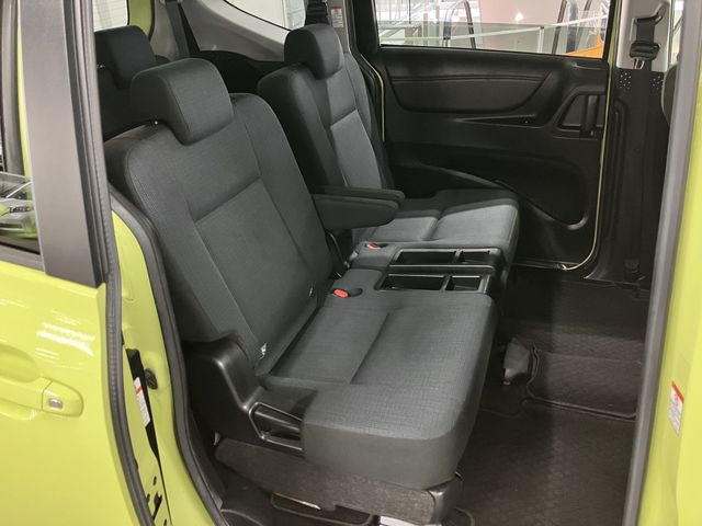 TOYOTA SIENTA 4WD 2015