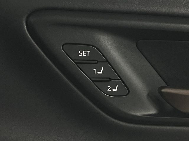 TOYOTA CROWN SPORT 2023