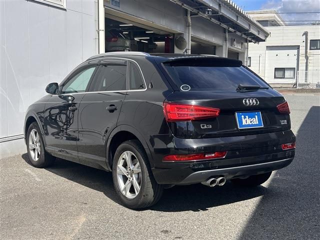 AUDI AUDI Q3 2016